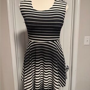 Rebel Sugar Monochrome Striped Mini Dress Black and White Size Large